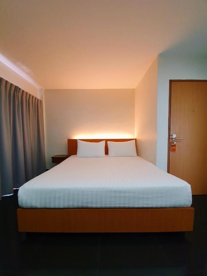 The Sila Boutique Bed & Breakfast Чиангмай Экстерьер фото